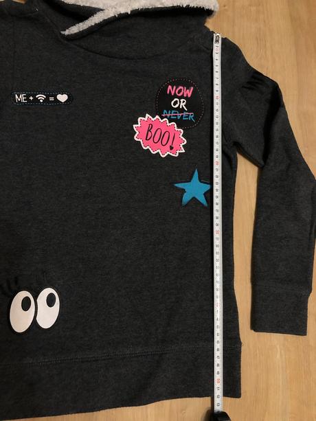 Pekná mikina, takko,134