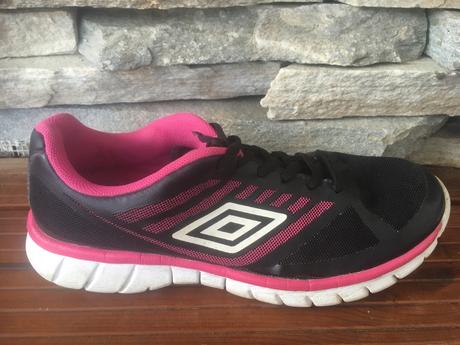 Dievčenské botasky zn. umbro, veľ.37.5, umbro,37