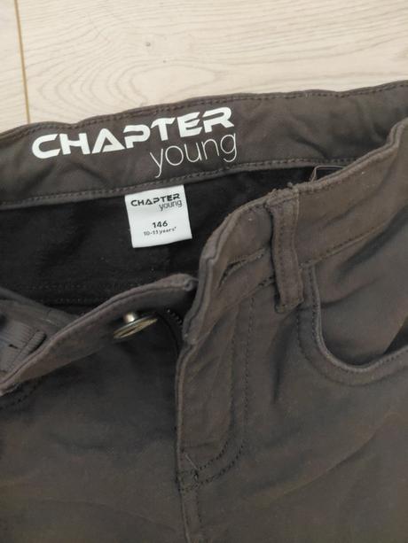 Zateplené nohavice, chapter young,146