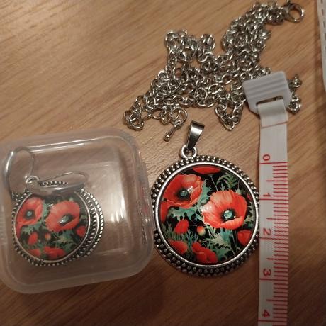 Sada nausnice + retiazka s priveskom cerveny mak, 