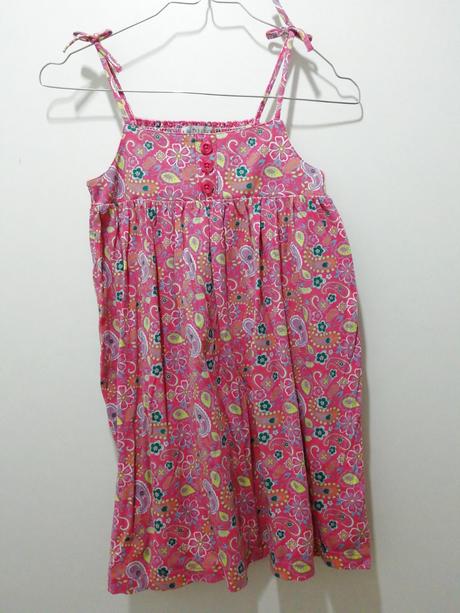 Letné vzorované šaty, 122