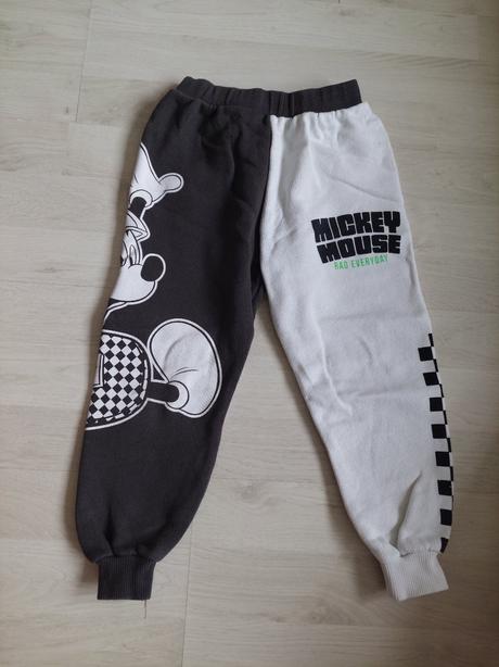 Tepláky č.110, disney,110