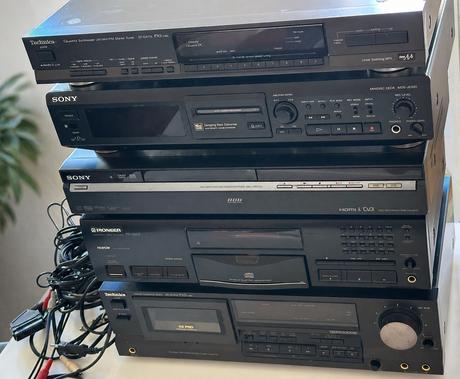 Hi-fi zostava z 90.rokov technics sony a pioneer, sony