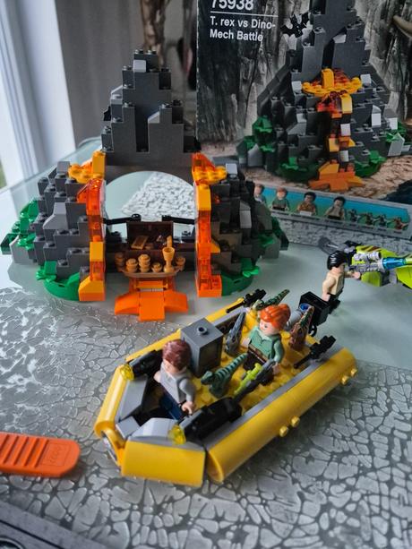 Lego jurassic world 75938,