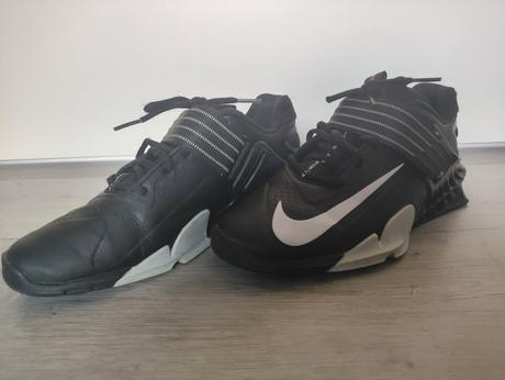 Vzpieračské topánky nike 40, 40