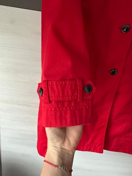 Červený trenčkot, c&a,42