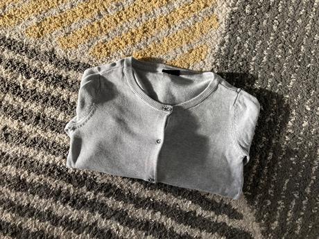 Sivý svetrík 146/152, takko,146