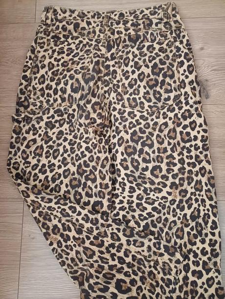 Oversize nohavice bershka č.40, bershka,l