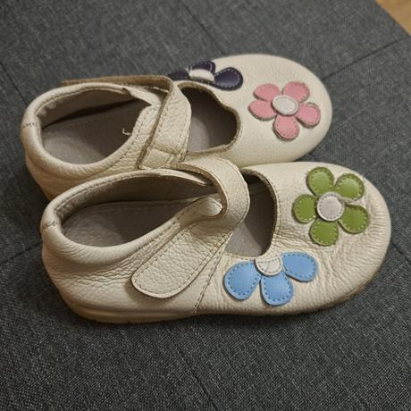 Topánočky kvetinové, 25