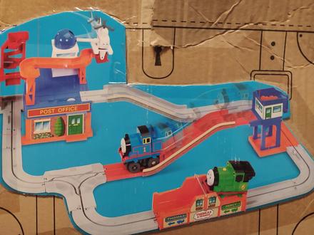 Tomáš post office nakladač tomy, 