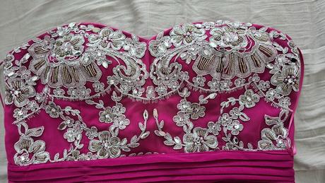 Spoločenské šaty, 40