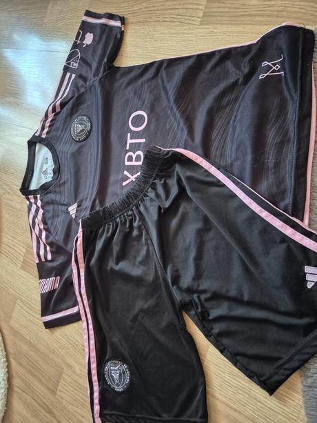 Fotbalovy dres, adidas,158