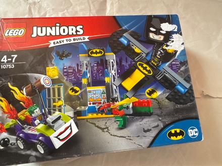Lego juniors batman 10753,
