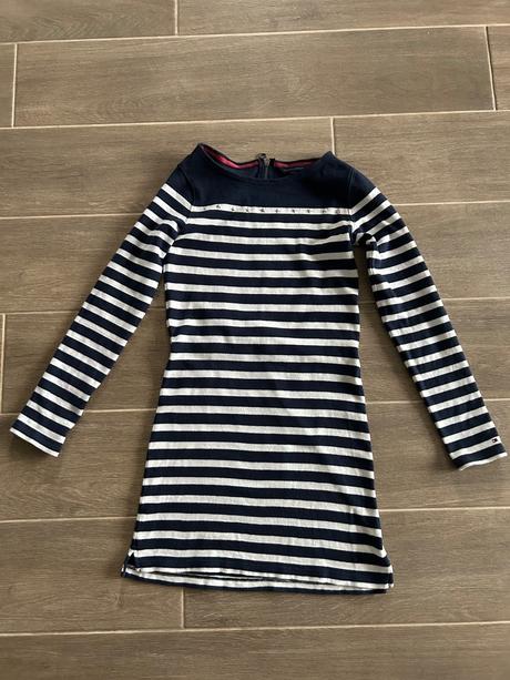 Šaty th, tommy hilfiger,152