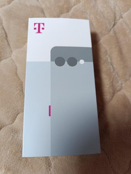 Predám nový telefón,