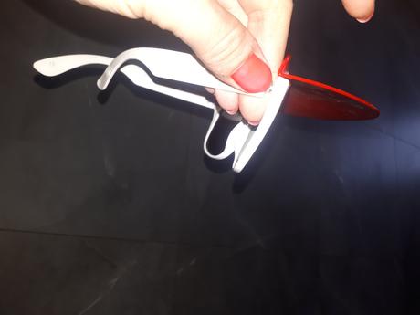 Okuliare so šiltom, 