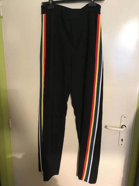 Nohavice čierne s pásikmi zn. zara - veľ. l, zara,l