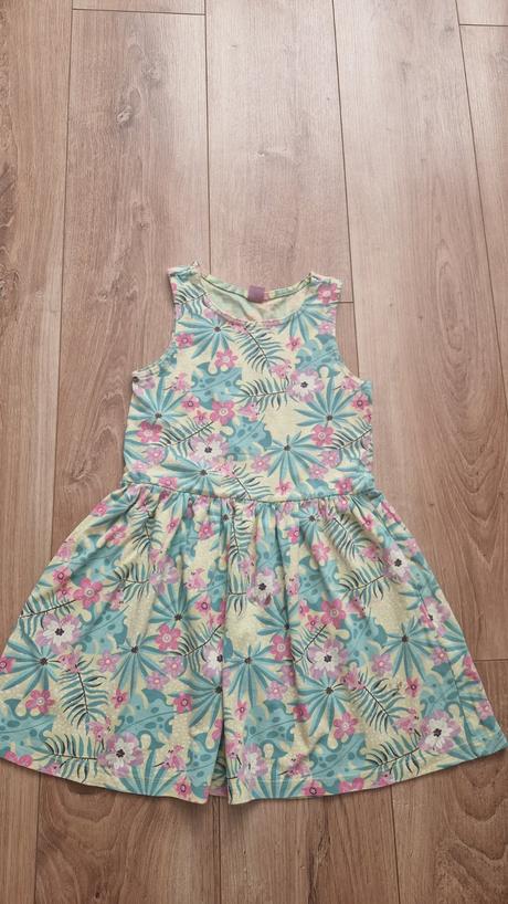 Letné šaty veľ. 122-128 cm., dopodopo,122