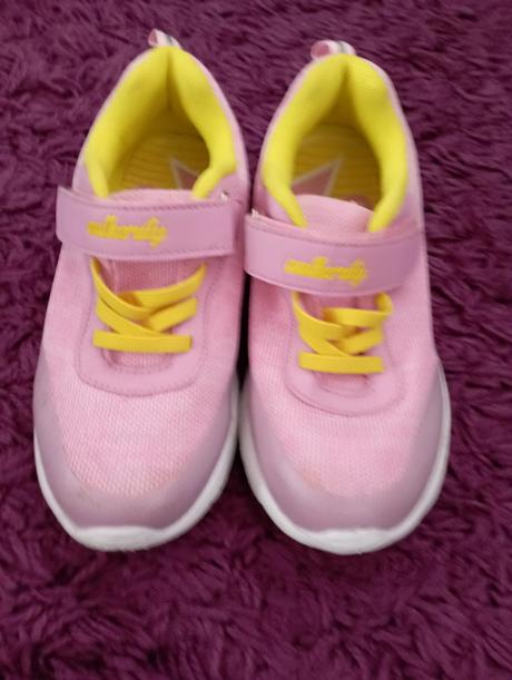 Tenisky, authority,31