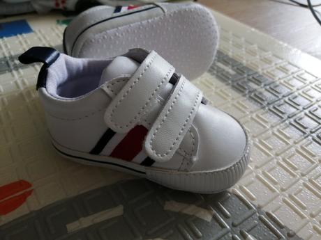 Capačky (tenisky), 17