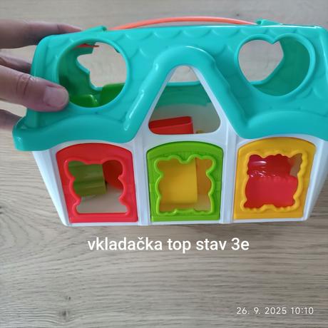 Hračky / vkladačky,