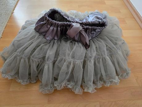 Tutu sukna, 146