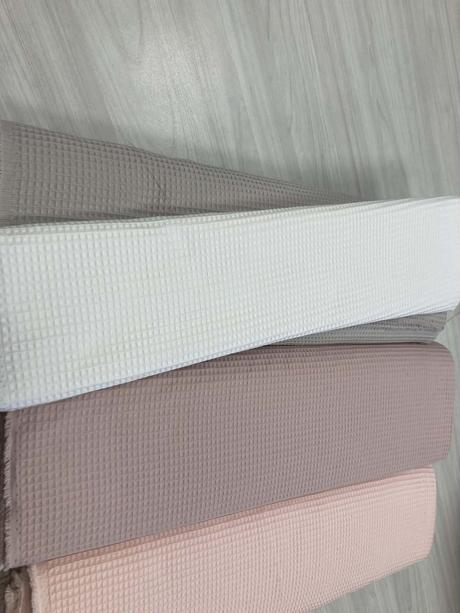 Vaflová bavlna - uteráky-140 x 70 cm, nové, 