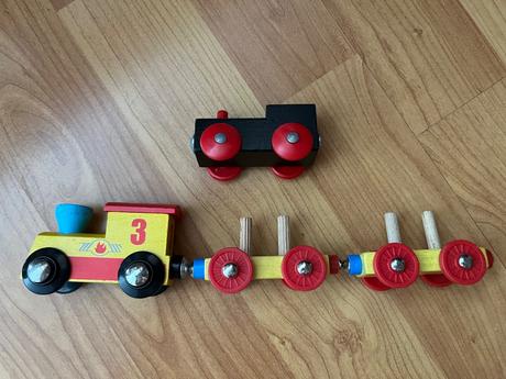 Drevené vláčiky,