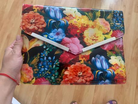 Dámske značkové oblecenie, s