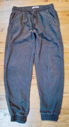 Športové nohavice, reserved,34