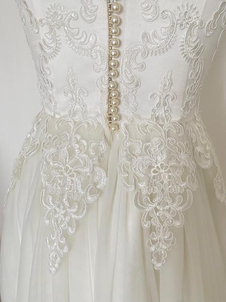 Svadobné šaty pre nižšiu postavu 34/36, 36