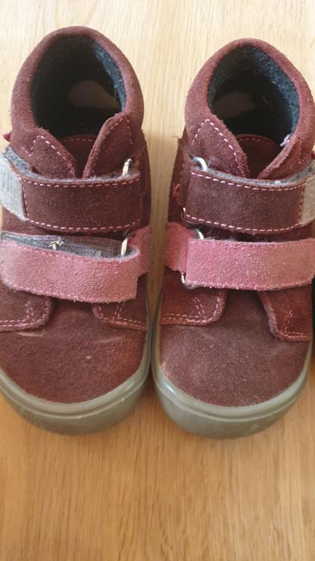 Barefoot 23, filii,23