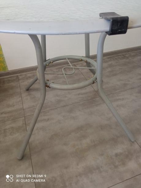 Stôl sklenený záhradný 93 cm, 