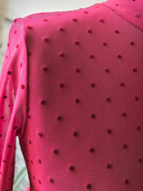 Elegantný priesvitný top s, stradivarius,s