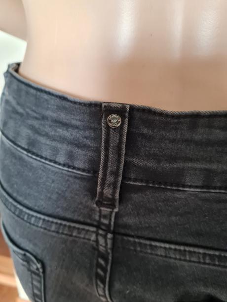 Liu jo rifle, liu jo,s