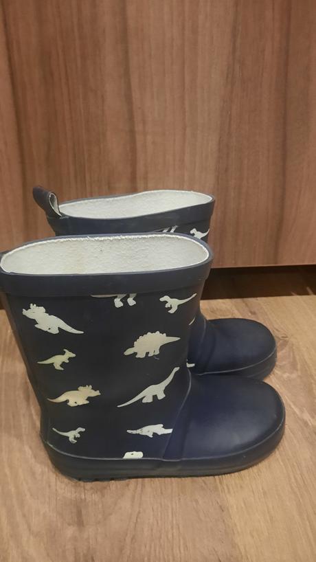 Gumaky / zafarbujúce sa/, reserved,29