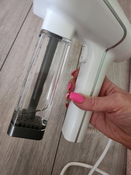 Ručný naparovač odevov steamone 1600w, 