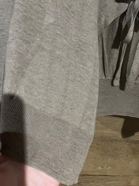 Svetrík značky jigsaw veľkosť s, s