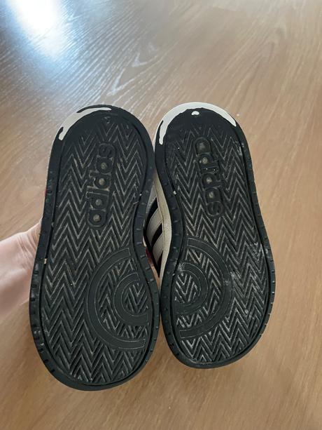 Adidas tenisky, adidas,25