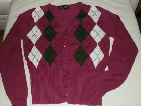 Krátky fialový svetrík, m