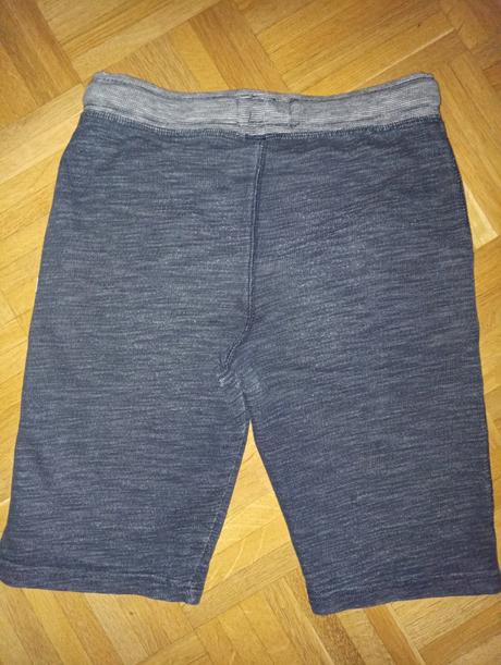 Kraťasy, c&a,140