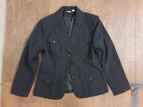 Dámske saká, veľkosti 38-46, l