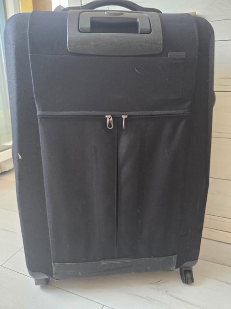 Veľký kufor, samsonite