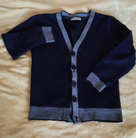 Tmavomodrý elegantný sveter, 140