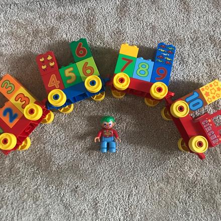 Lego duplo - vlacik circus, 