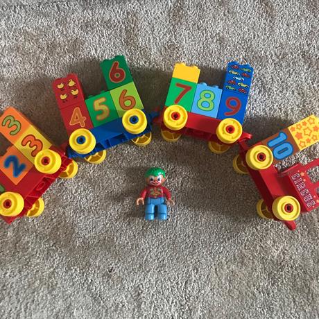 Lego duplo - vlacik circus, 
