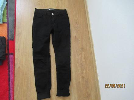 Krásne čierne rifle 158/164, 158