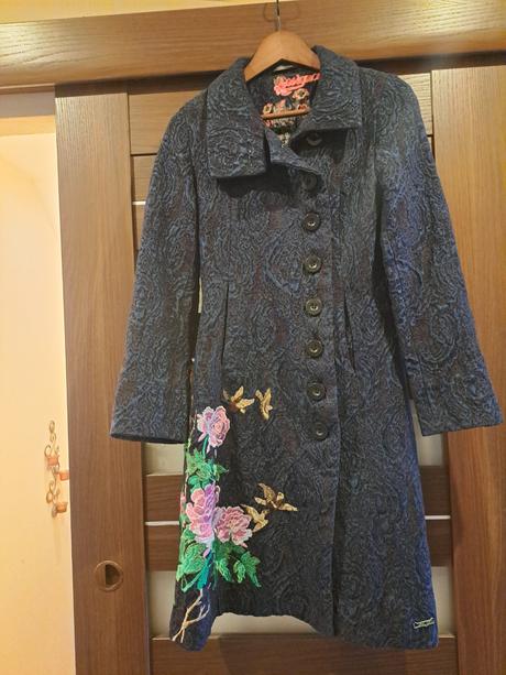 Kabátik, desigual,38