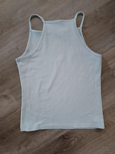 Top na ramienkách, 146