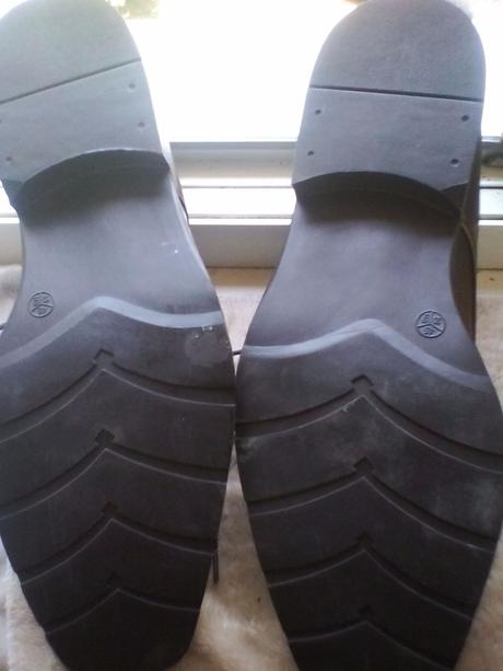 Kožené  pc 345 eur, reno,45